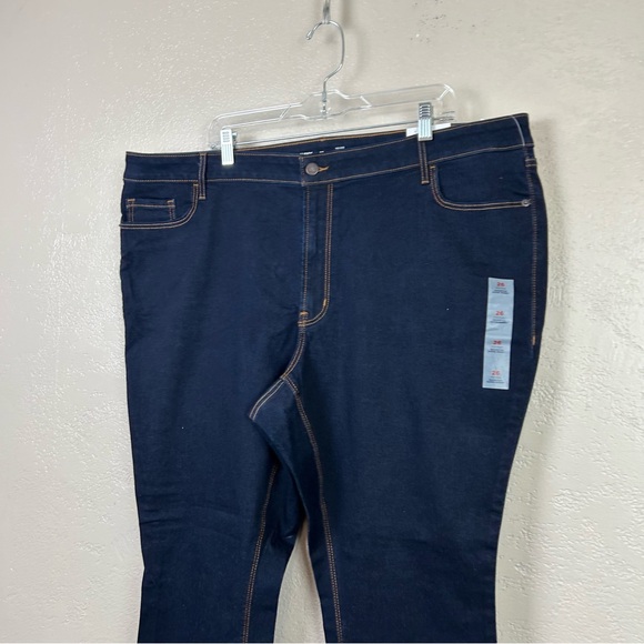 Old Navy Dark and Light Blue Rockstar Jeans - Picture 13 of 16